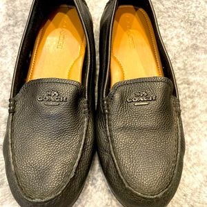 Coach black leather like new shoes / loafers, size 10